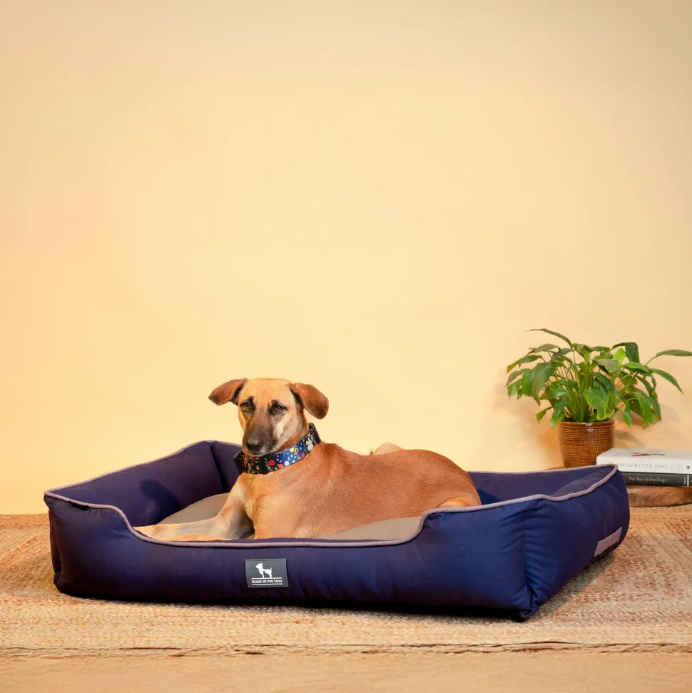HUFT Classic Lounger Dog Bed - Grey & Navy