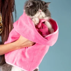 HUFT Cutest Microfibre Towel For Dogs & Cats - Light Pink
