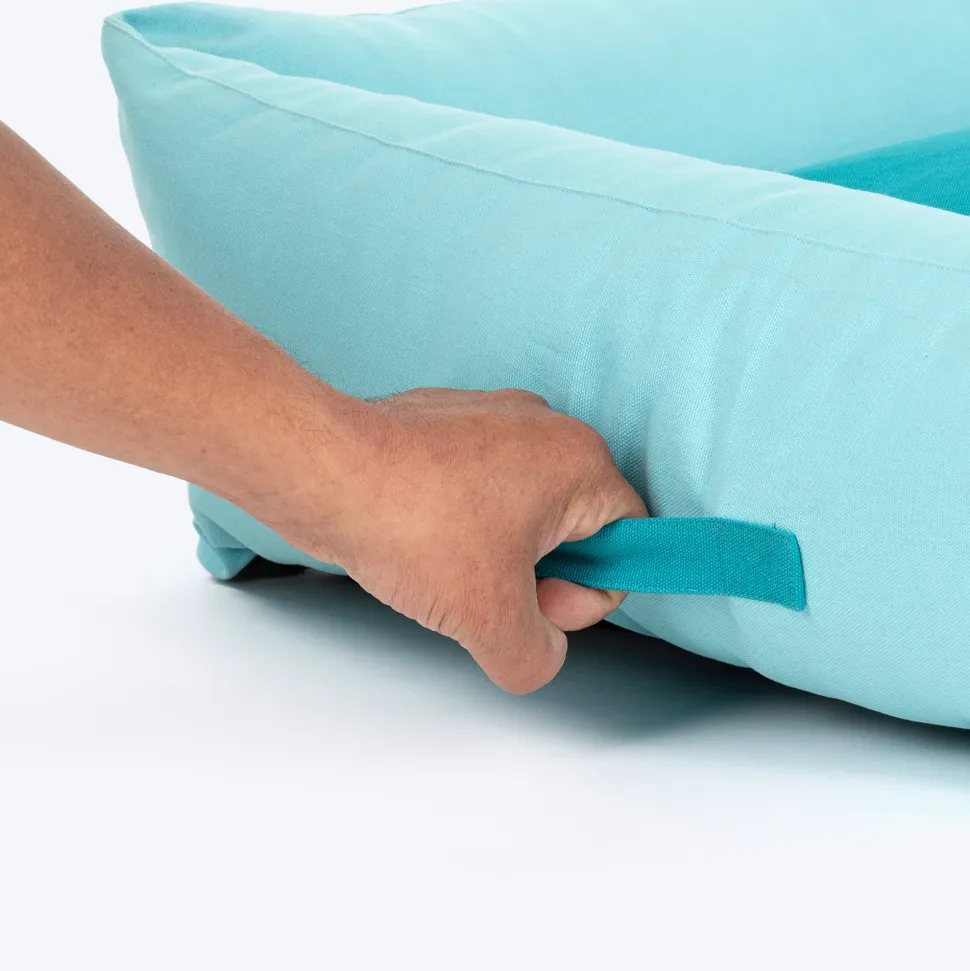 HUFT Gardenia Lounger Bed For Dog - Ice Blue