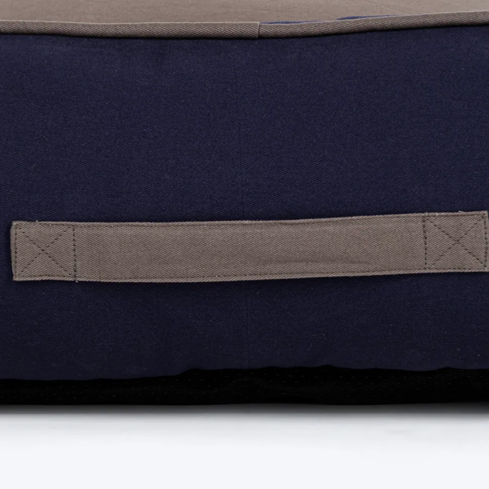 HUFT Giraffe Classic Lounger Bed For Dog - Grey & Navy