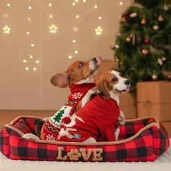 HUFT Love Plaid Lounger Bed For Dog - Red & Black
