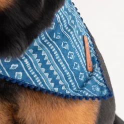 HUFT The Indian Collective Pankti Dog Bandana - Indigo